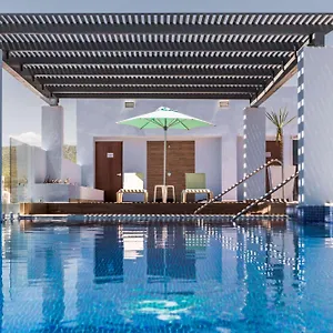 Comfort & Cabos Hotel